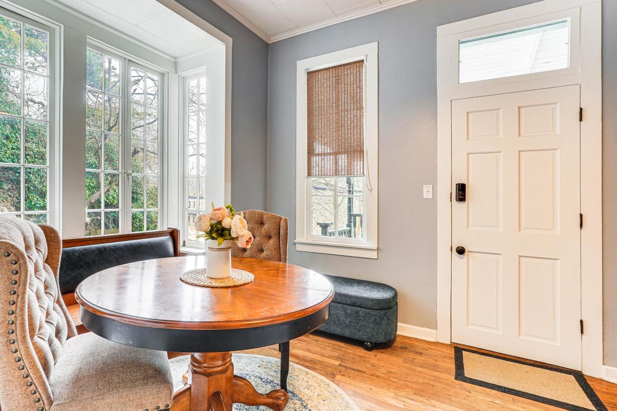 Cozy Eureka Springs Cottage, Walk To Dtwn! Екстер'єр фото